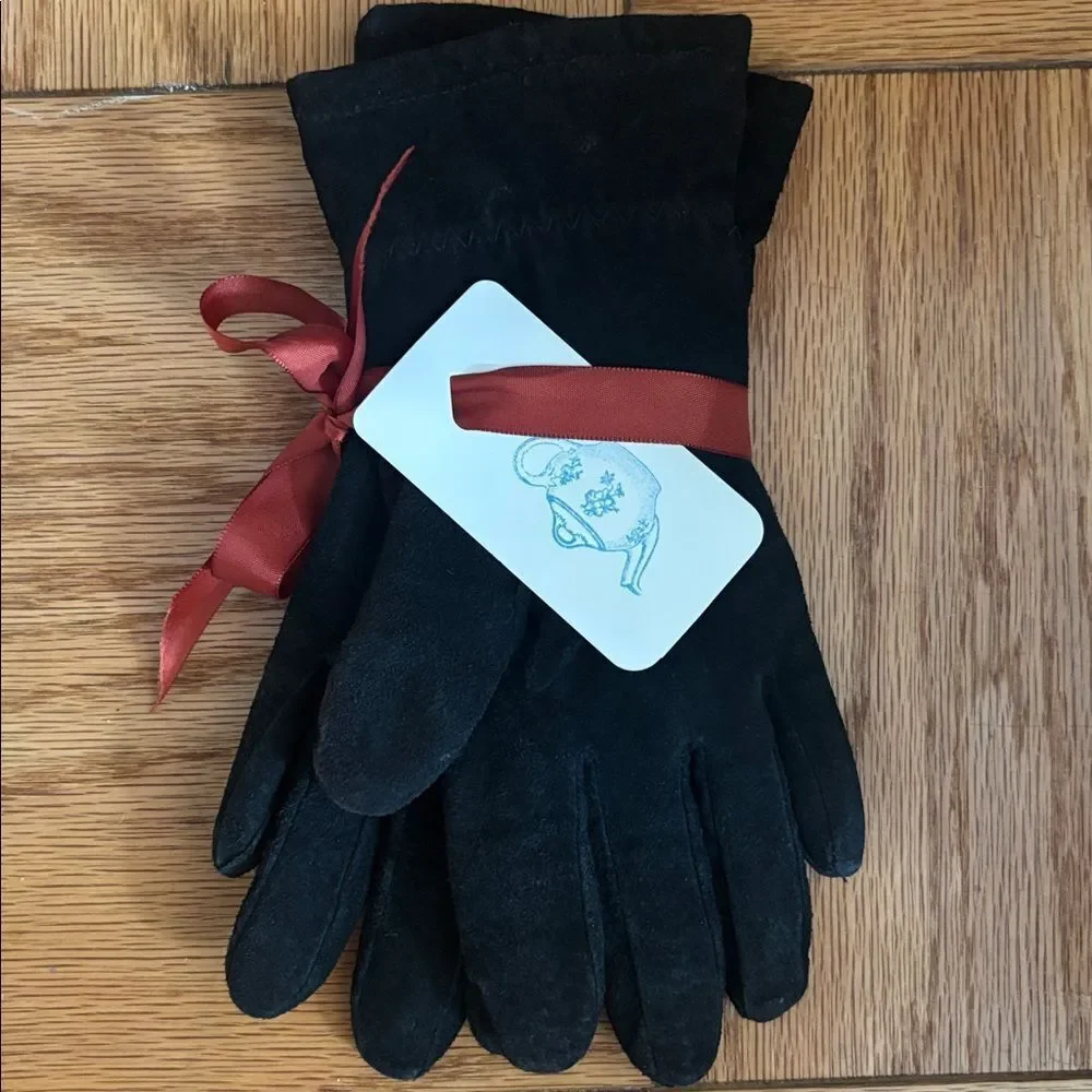 🎀Vintage 🎀 Elegant Black Suede Gloves Size Medium